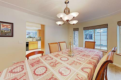 Montgomery Estates Ski & Beach Haven