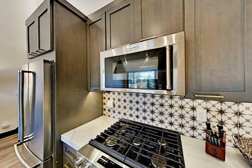 Ski-in, Ski-out Designer Condo