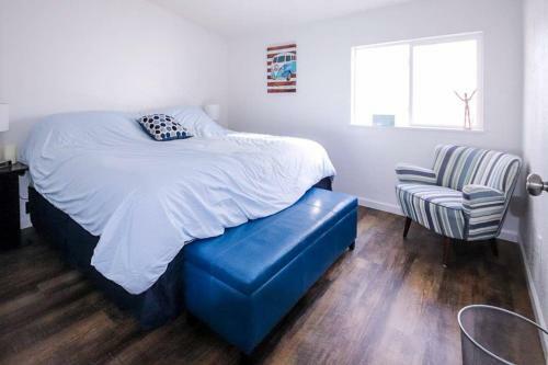 Pluto By City Nights! 2 Bed 1 Bath With Yard 420/pet Friendly!