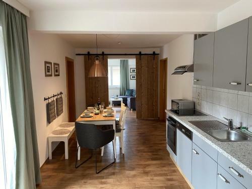 Carlotta Apartment & Studio
