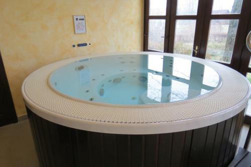 Sarl�spuszta Club Hotel