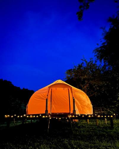 Flore's Garden Glamping