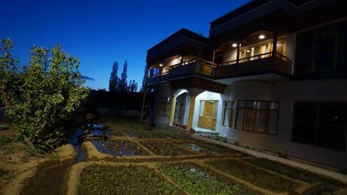 Hotel Borgo Villa