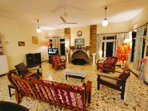 3bhk Swimming Pool & Deck Villa