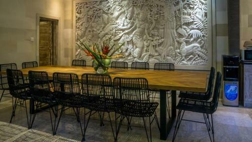 The Kanjeng Suites Batubelig