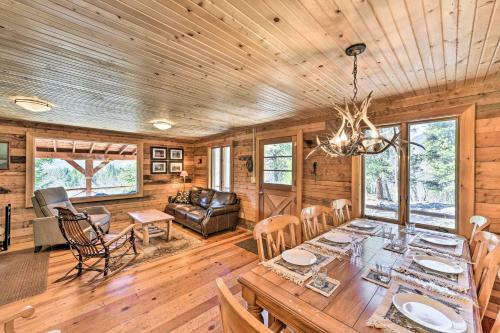 Idyllic Twin Lakes Escape With Deck And Fire Pit!