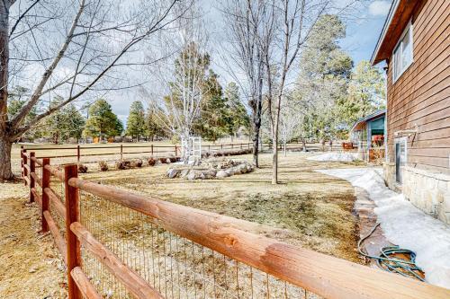 Eagle Pines Lodge