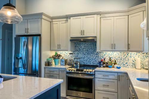 Fenwick Island --- 45 W Dagsboro St