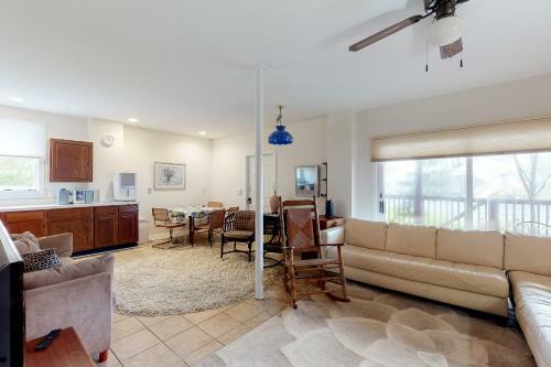 Fenwick Island --- 20 W Maryland Avenue