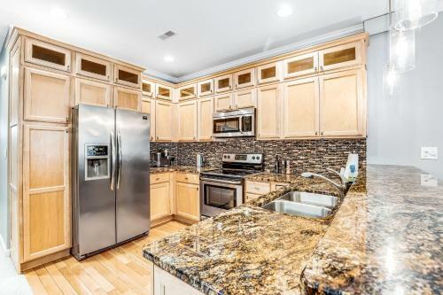 Oyster Bay Villas --- 20411 Jeb Dr Unit #37