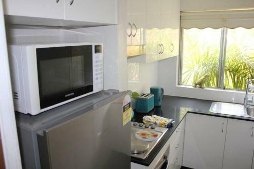 Macquarie Treetops - Peaceful Sydney 2br Apartment
