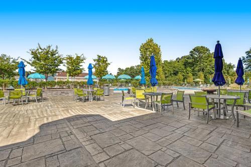 Ocean View Beach Club --- 7 Middlesex Drive