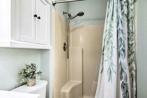 Ocean View Escape With Sunroom And Water Access!