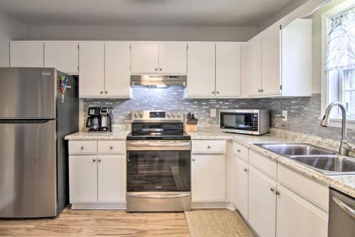 Ocean View Escape With Sunroom And Water Access!