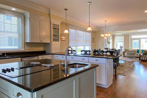 Tower Shores -- 39562 Admiral #2