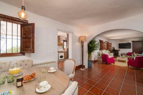 Villa With Views And Private Pool Near Malaga.