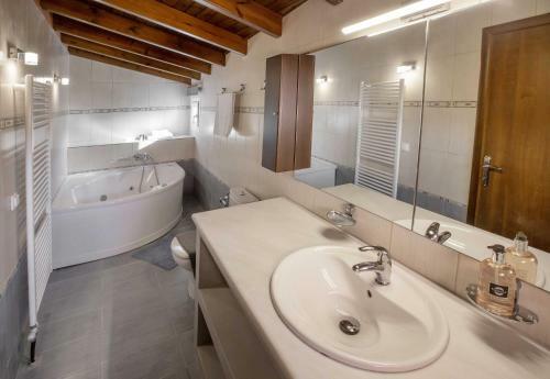 Apartamento Spacious House With Extraordinary View In Corfu