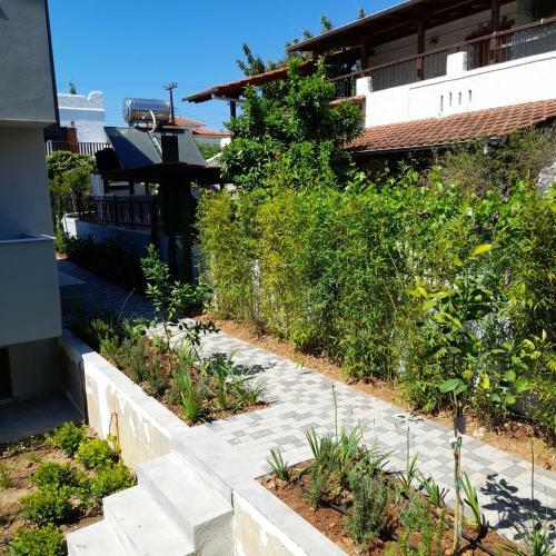 Gaia Maisonettes