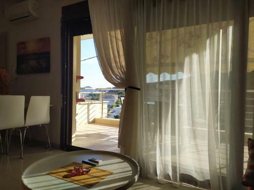 Nea Peramos Apartment
