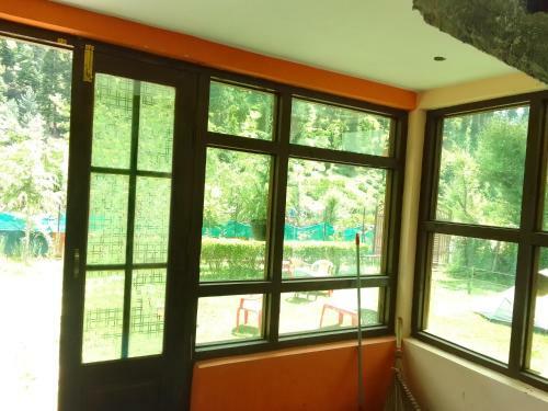 Hostal Al-ayaan Guest House