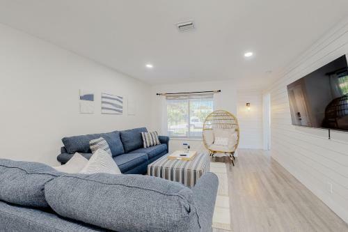 Blue Jewel Inlet