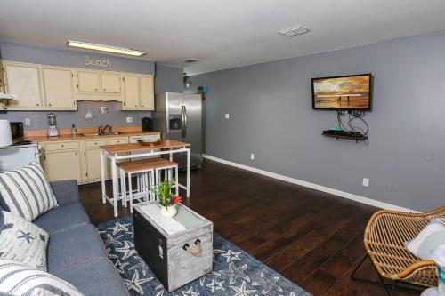 Sandy Pointe At Destin West 109
