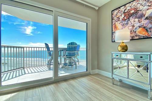 Beach Palms 405