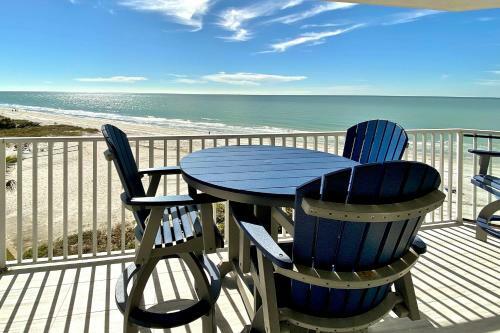 Beach Palms 405