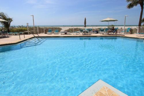 Crescent Beach Club I 14b