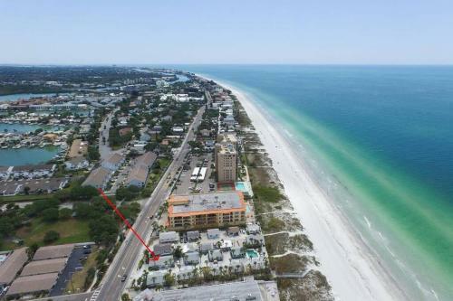 Rita's Beachfront Cottage