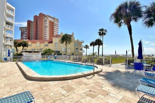 Lighthouse Pointe 601