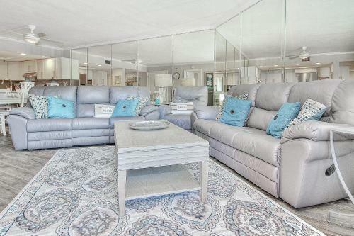 Beach Cottage 1205