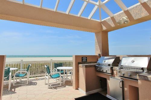 Crescent Beach Club I 5b
