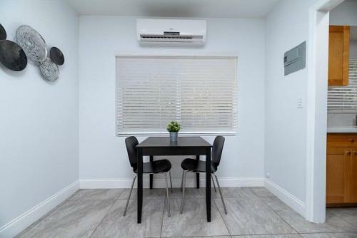 Apartamento Bayshore Breeze 3 - King Bed, Kitchen, Parking