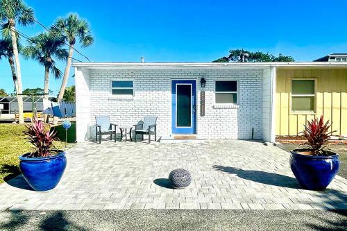 Apartamento Waterfront Condo, Private Dock, 5min Walk To Beach