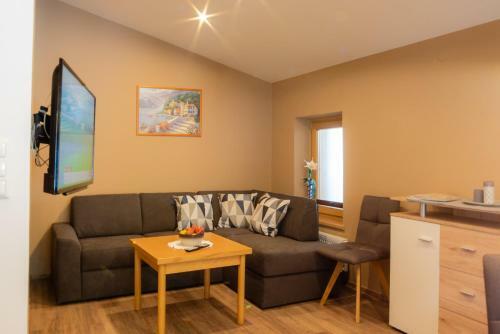 Apartment Zw�lferblick