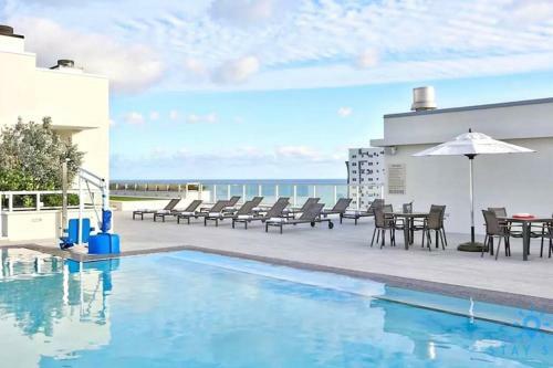 5 Resort Rooftop Pool Front Ocean View Balcony