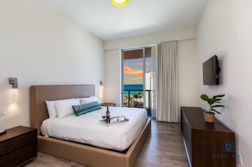 5 Resort Rooftop Pool Front Ocean