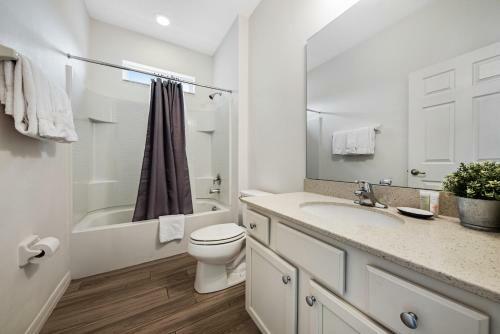 Southern Magnolia Retreat