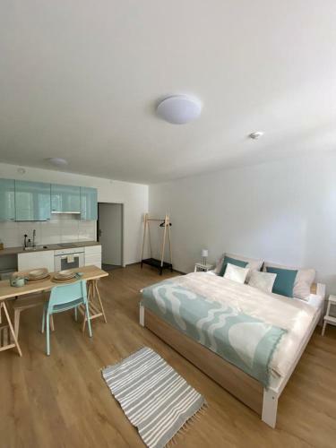 Apartm�ny I. T?ebo?