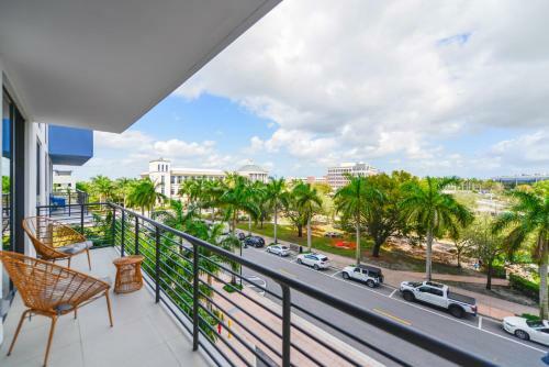 Apartamento Cozy 1-1 Br Steps From Downtown Doral Park