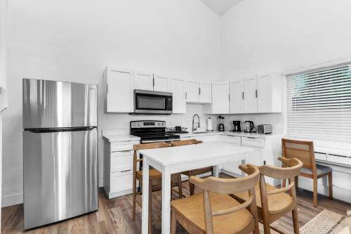 Stylish & Modern Home - 5 Min To Brickell