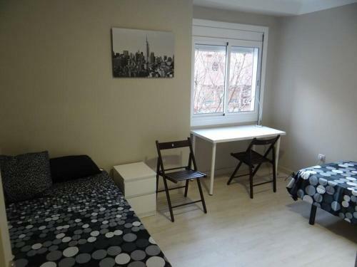 Sunny Apartment In L'hospitalet
