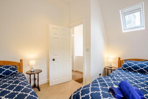 Ael Y Bryn Country House