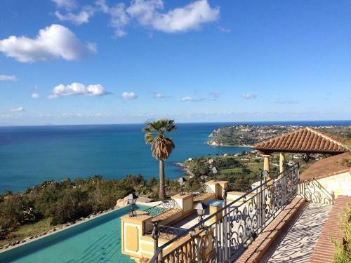 Hostal Villa Chopin