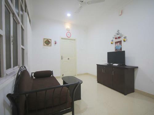 2bhk Villa In Rock Beach