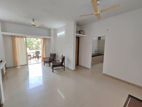 Apartamento Lovely Spacious 2 Bed Condo With Parking, Security