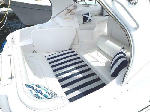 Immaculate 2 Bdr Boat, Great Sunsets, Free Parking