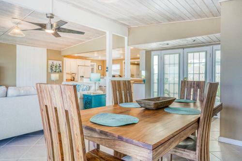 Lake House