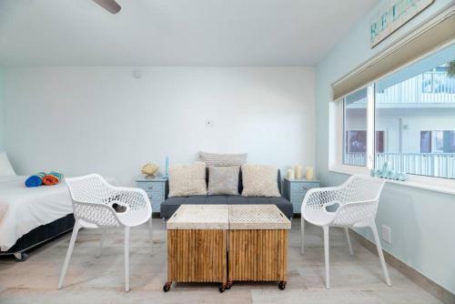 The International - Oceanside Condo